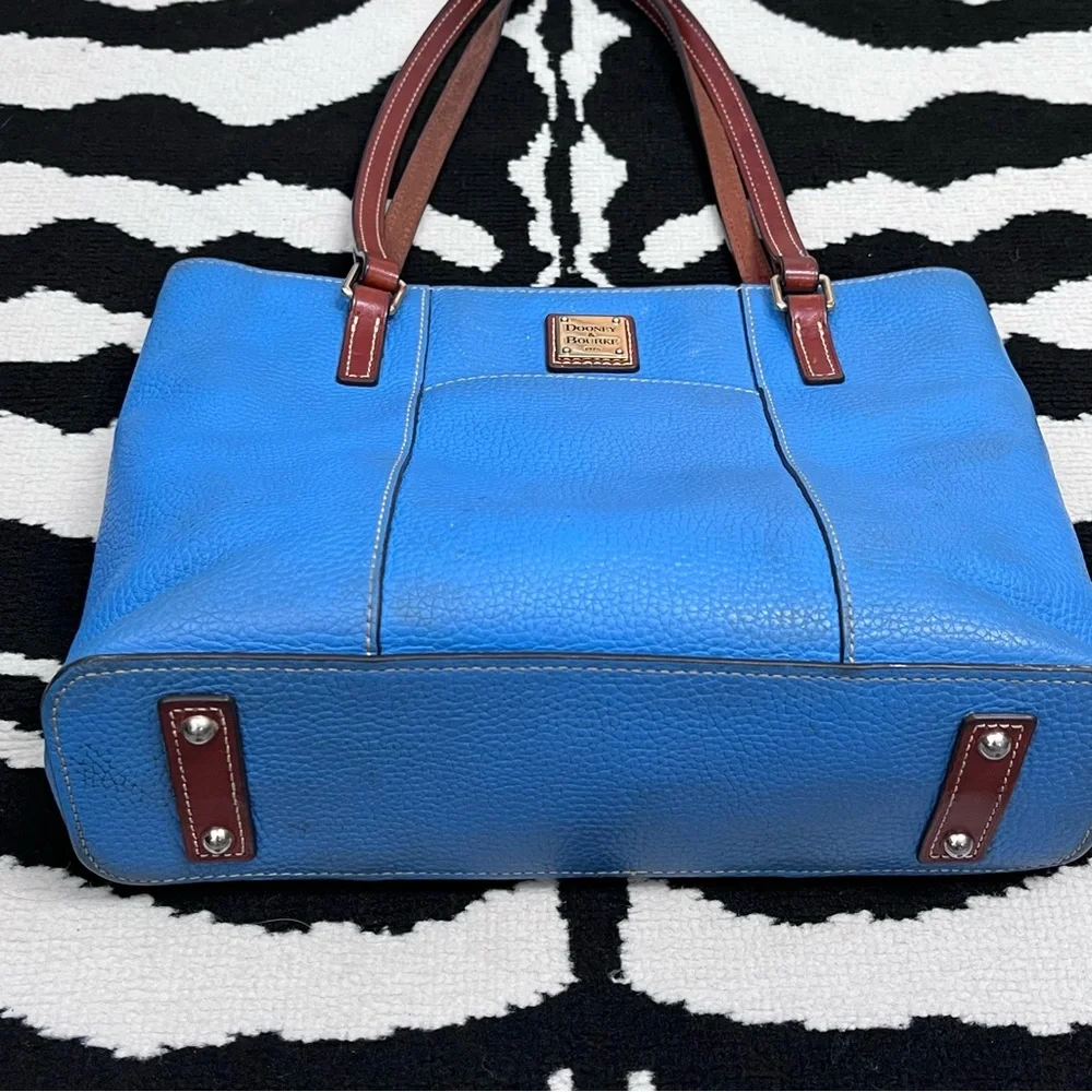 Dooney & Bourke Leather Lexington Bag in Azure